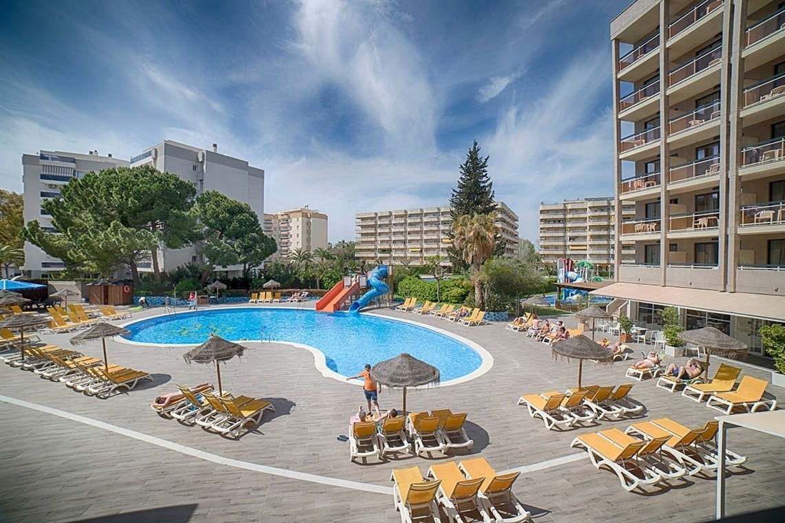 hotel_img