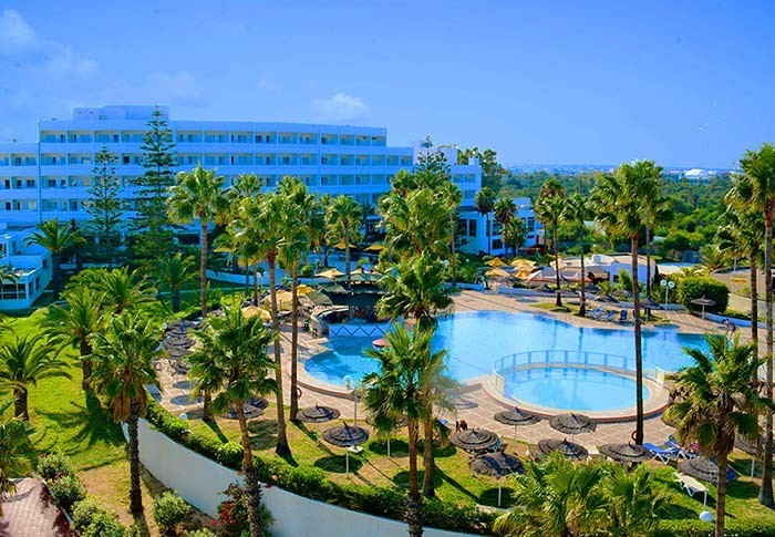 hotel_img