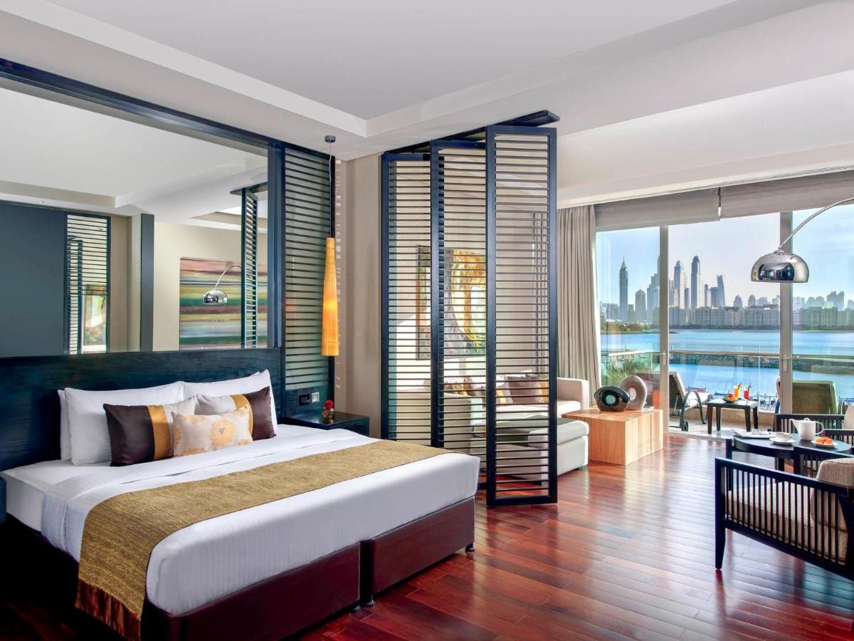 hotel_img