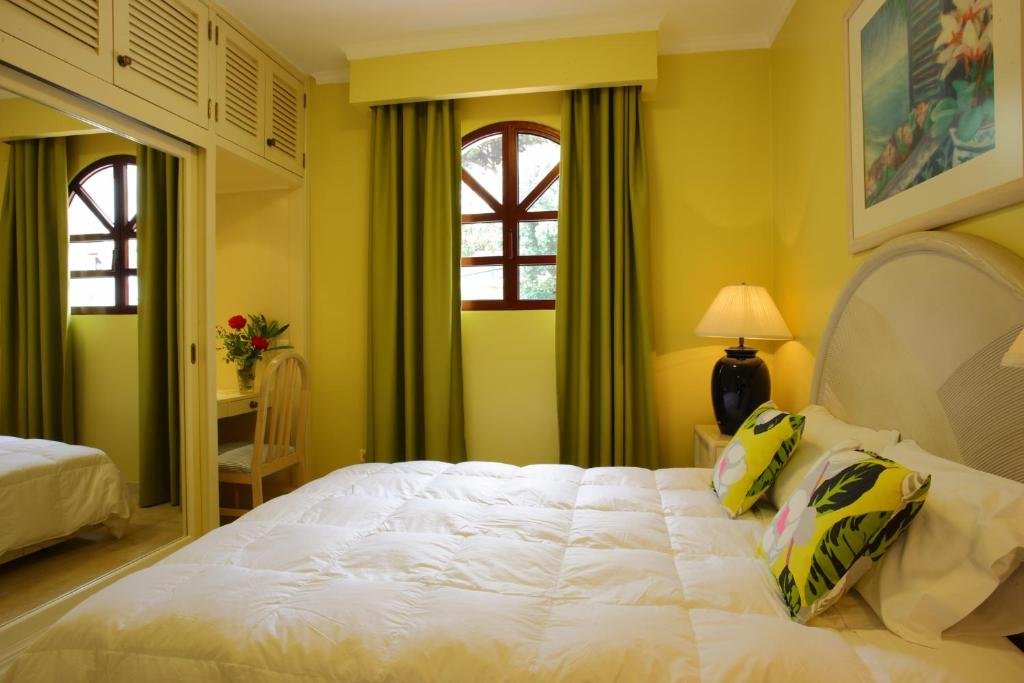 hotel_img