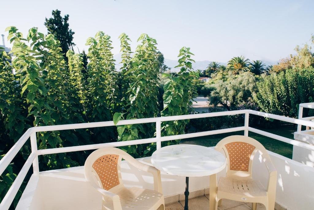 hotel_img