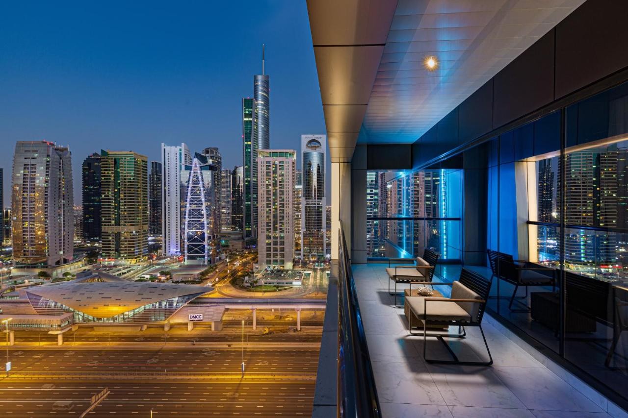 hotel_img