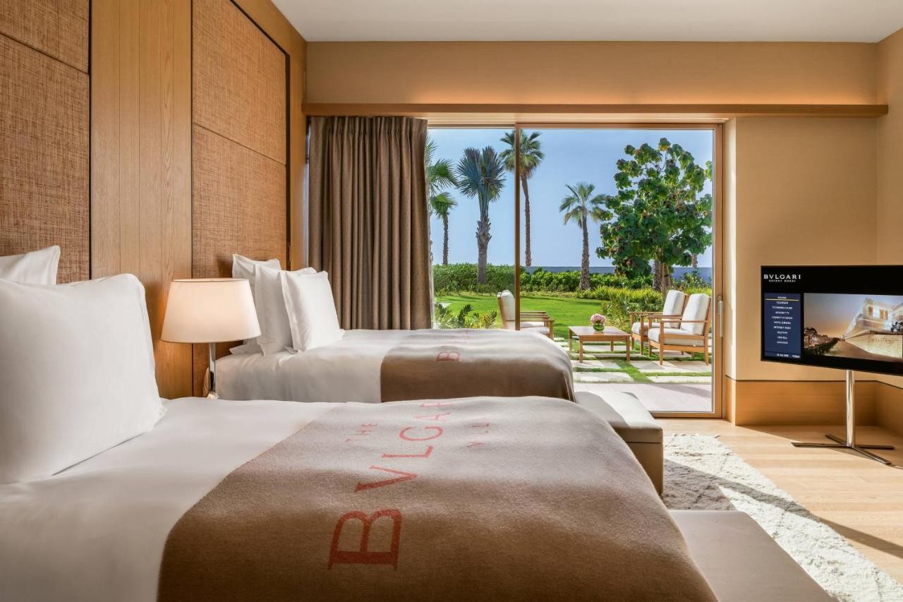 hotel_img