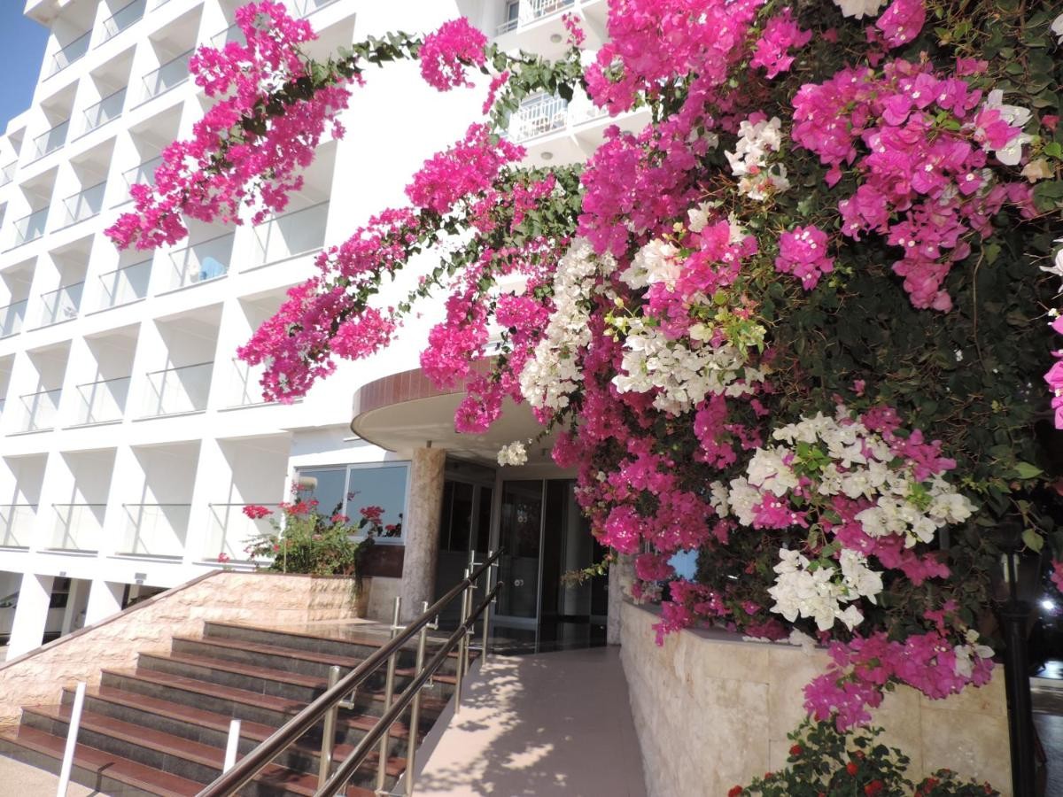 hotel_img