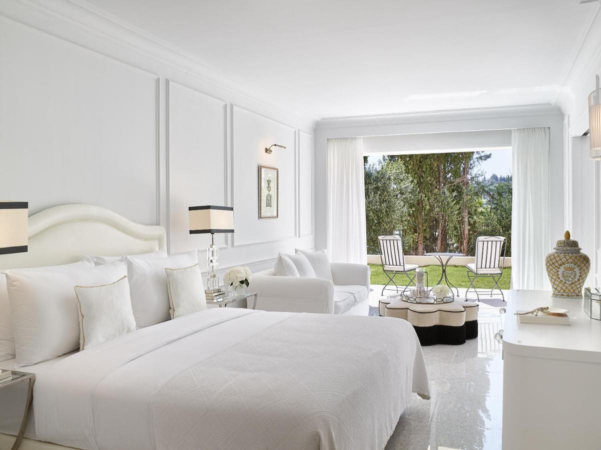 hotel_img