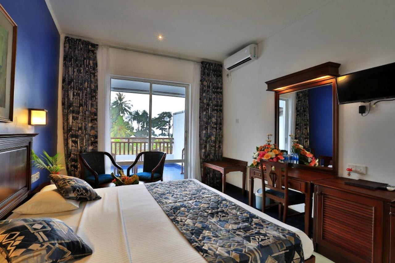 hotel_img