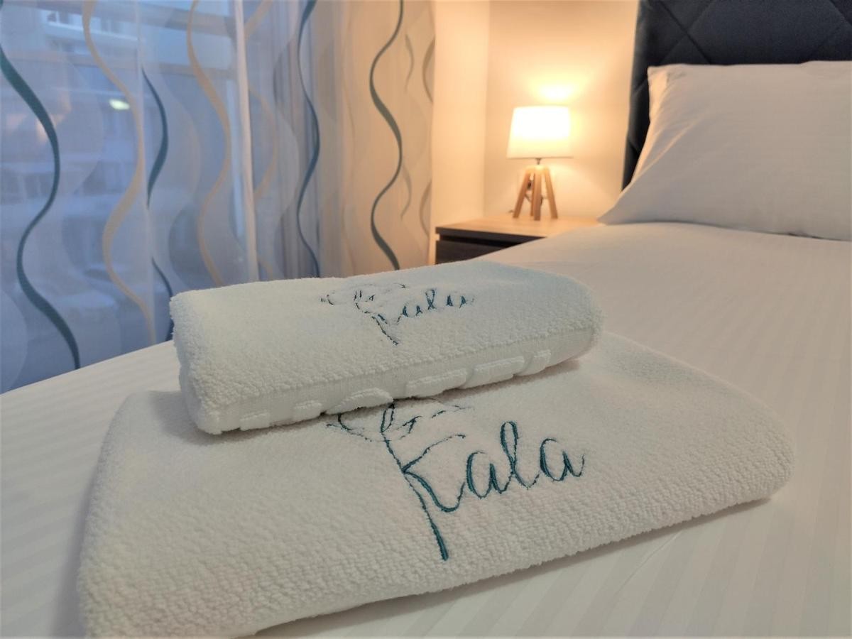 hotel_img