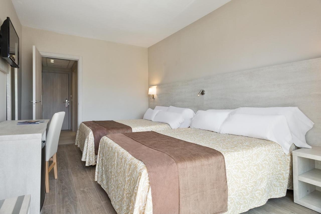 hotel_img