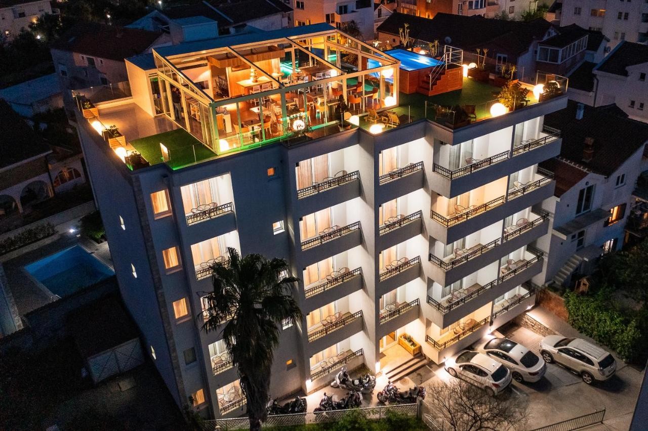 hotel_img