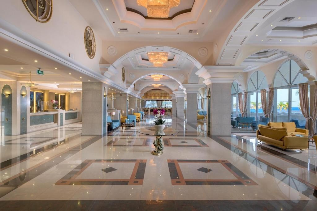 hotel_img
