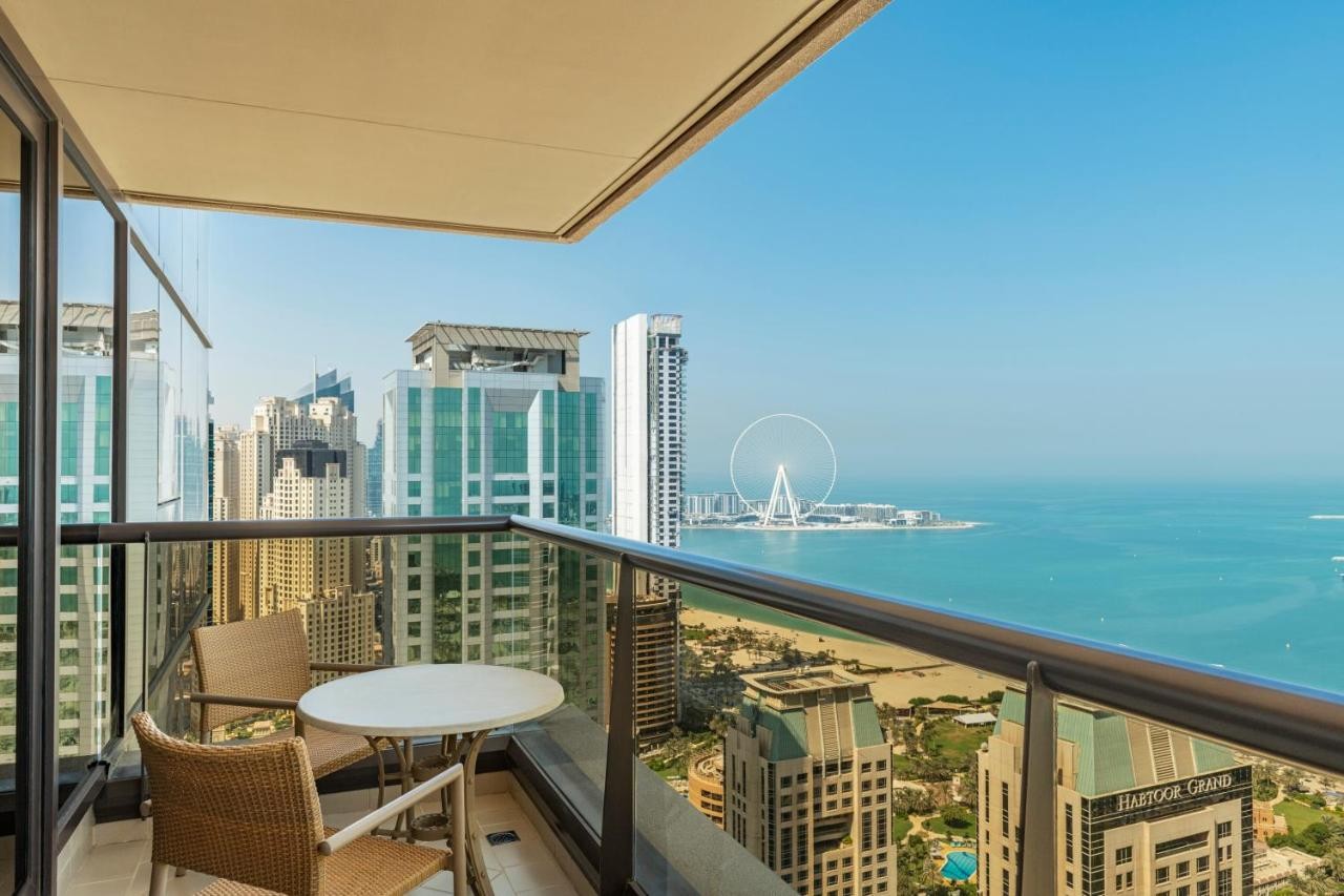 hotel_img