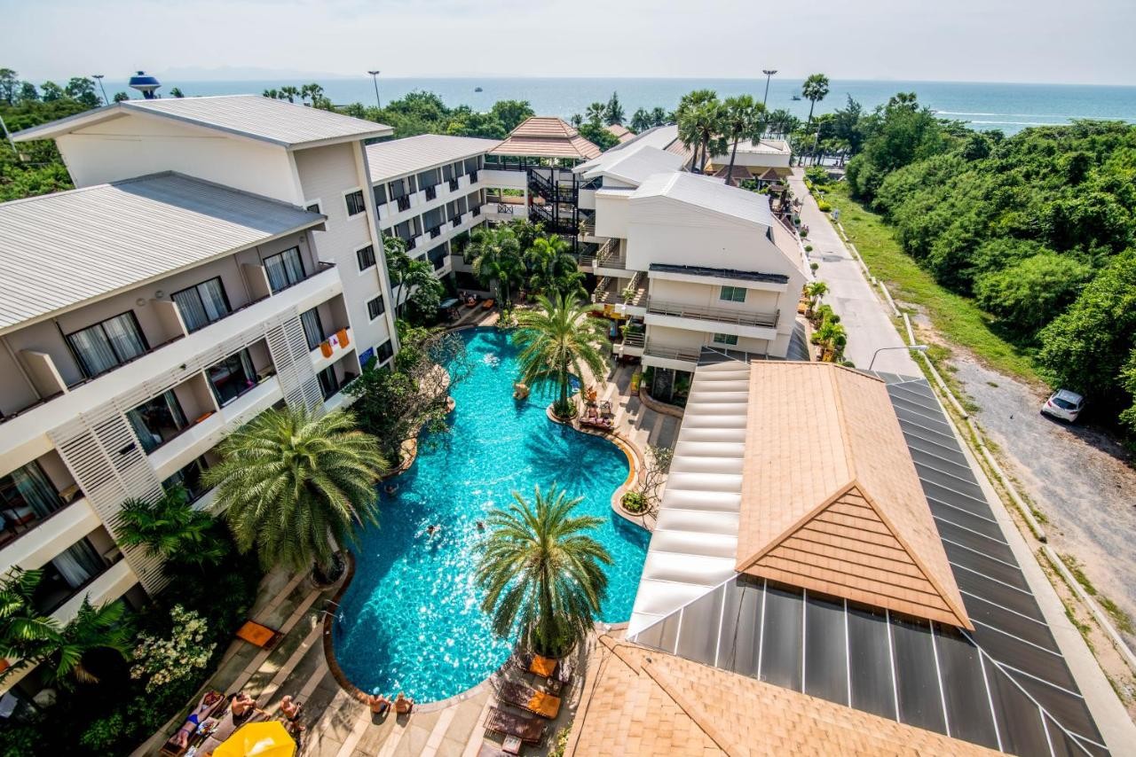 hotel_img