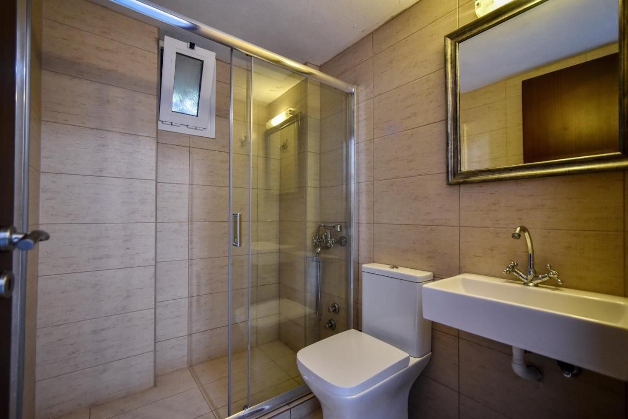 hotel_img