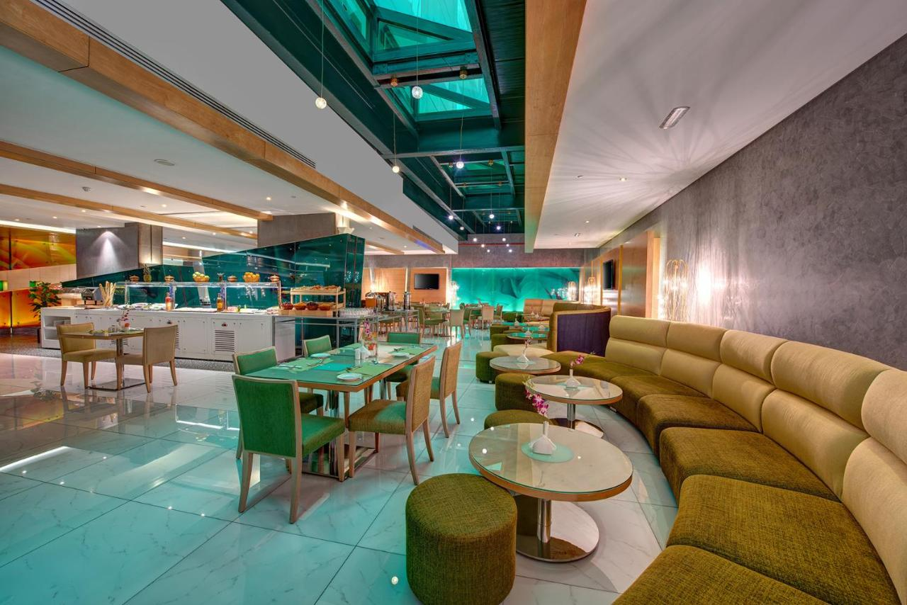 hotel_img