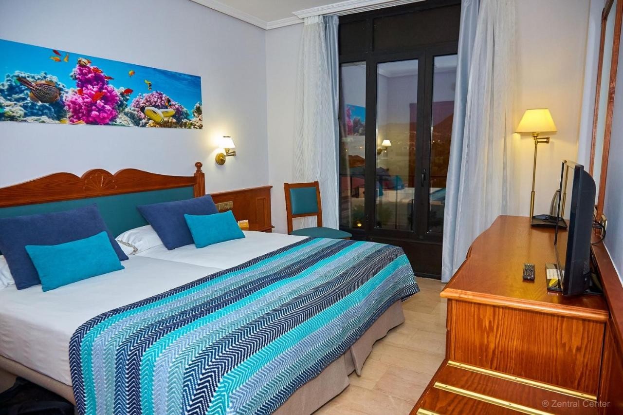 hotel_img
