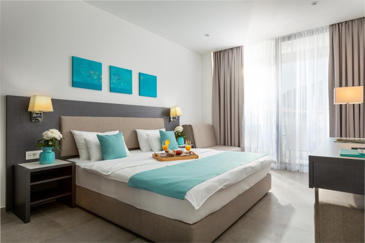 hotel_img