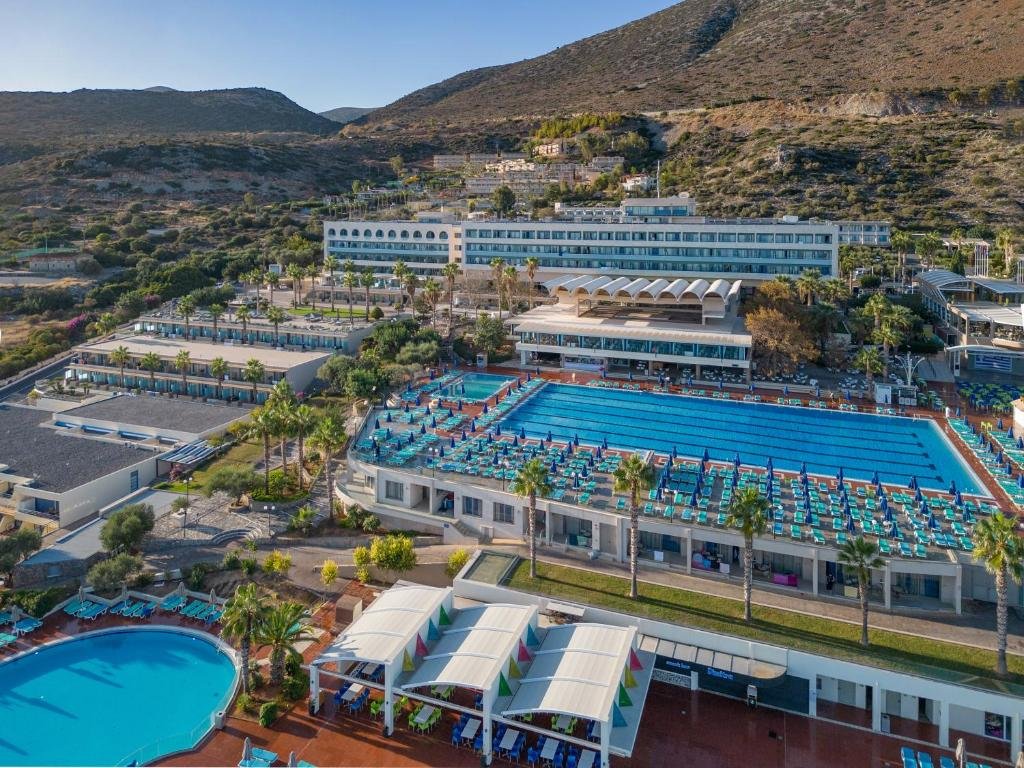 hotel_img