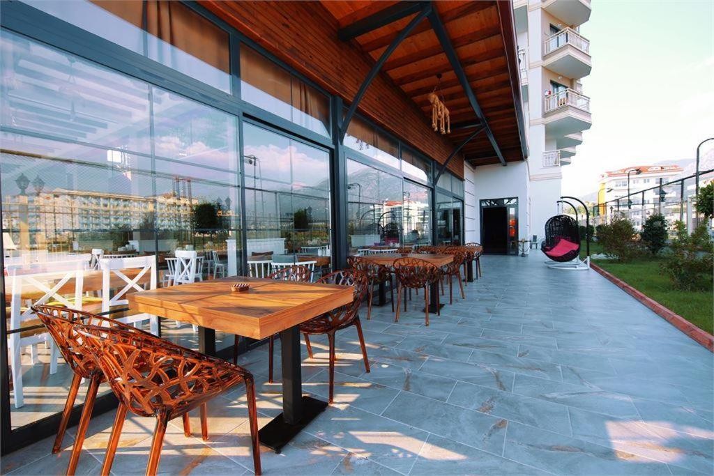 hotel_img