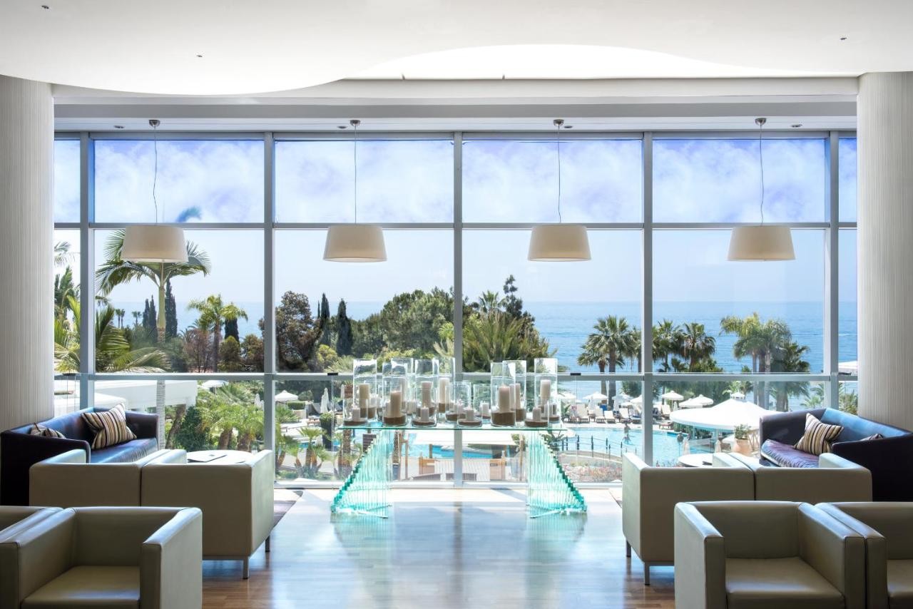 hotel_img