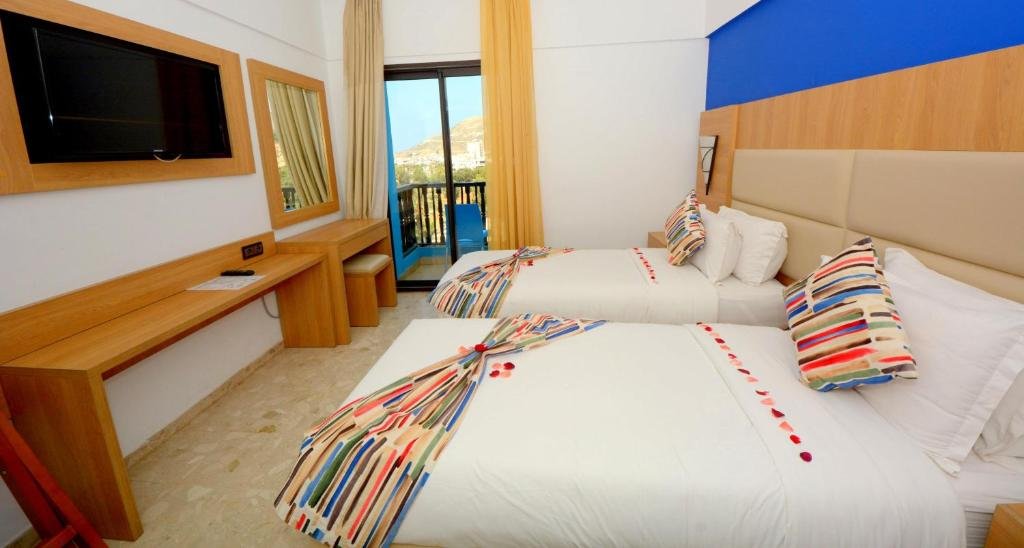 hotel_img