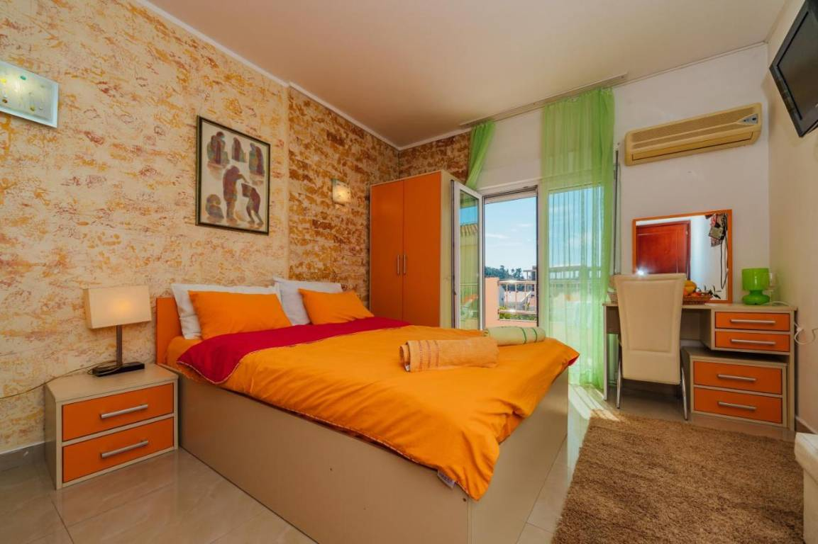 hotel_img