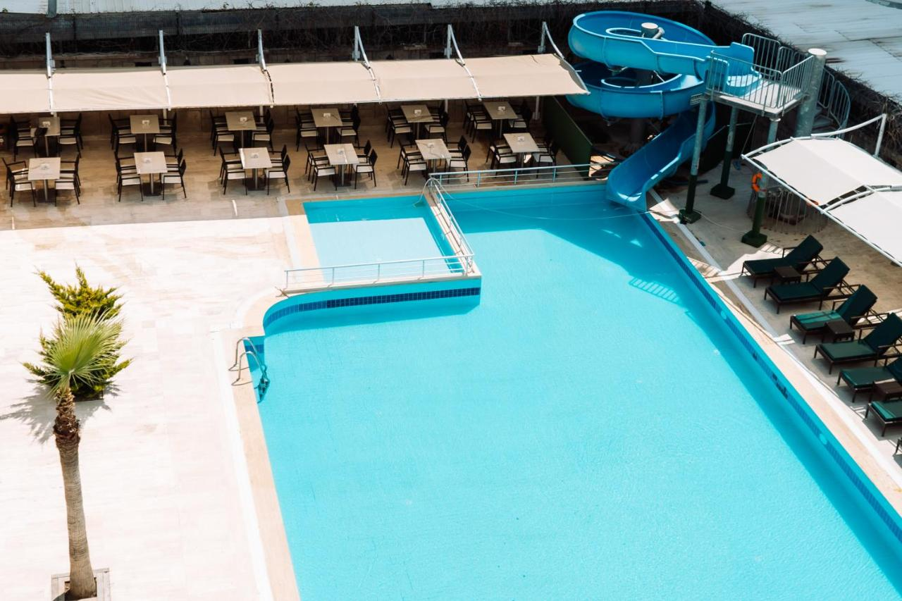 hotel_img