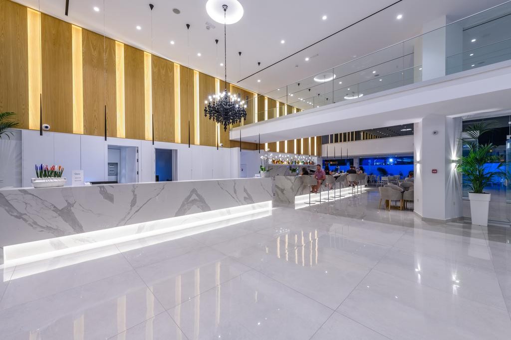 hotel_img