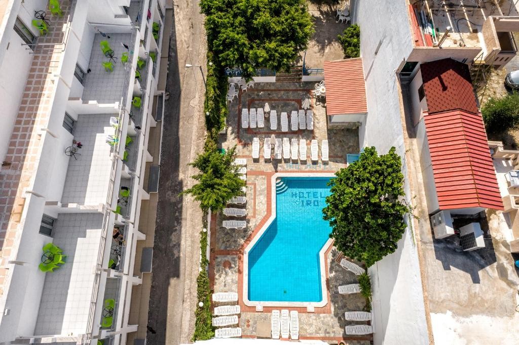 hotel_img