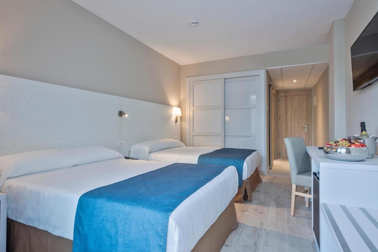 hotel_img