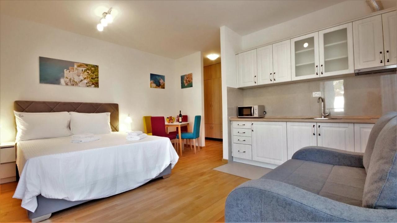 hotel_img