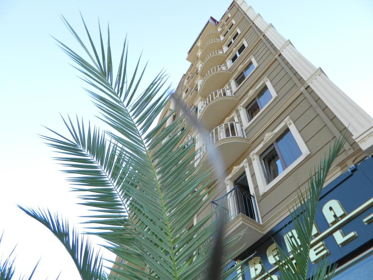 hotel_img