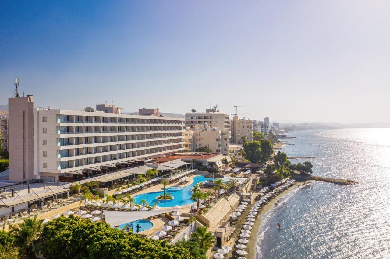 hotel_img