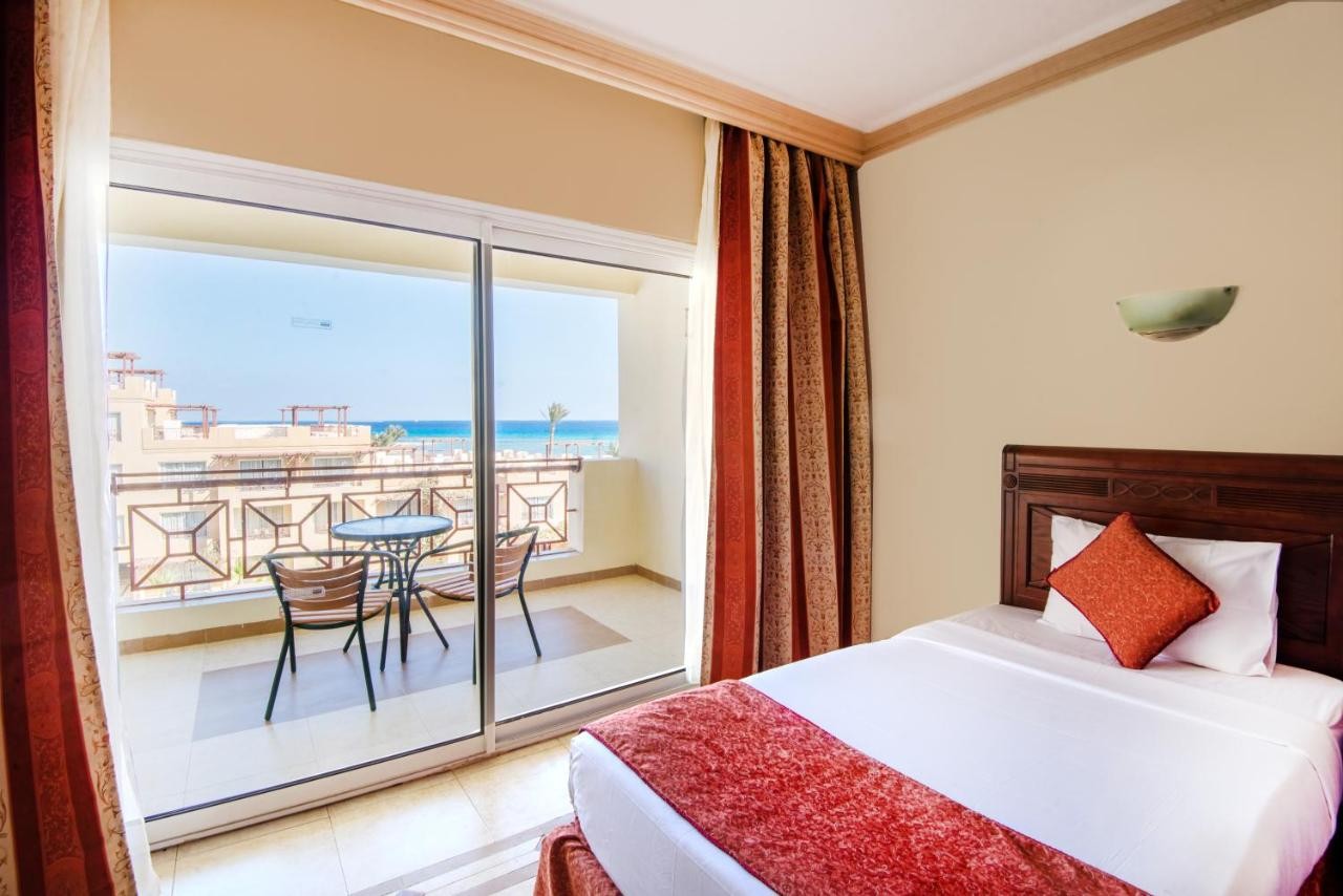 hotel_img