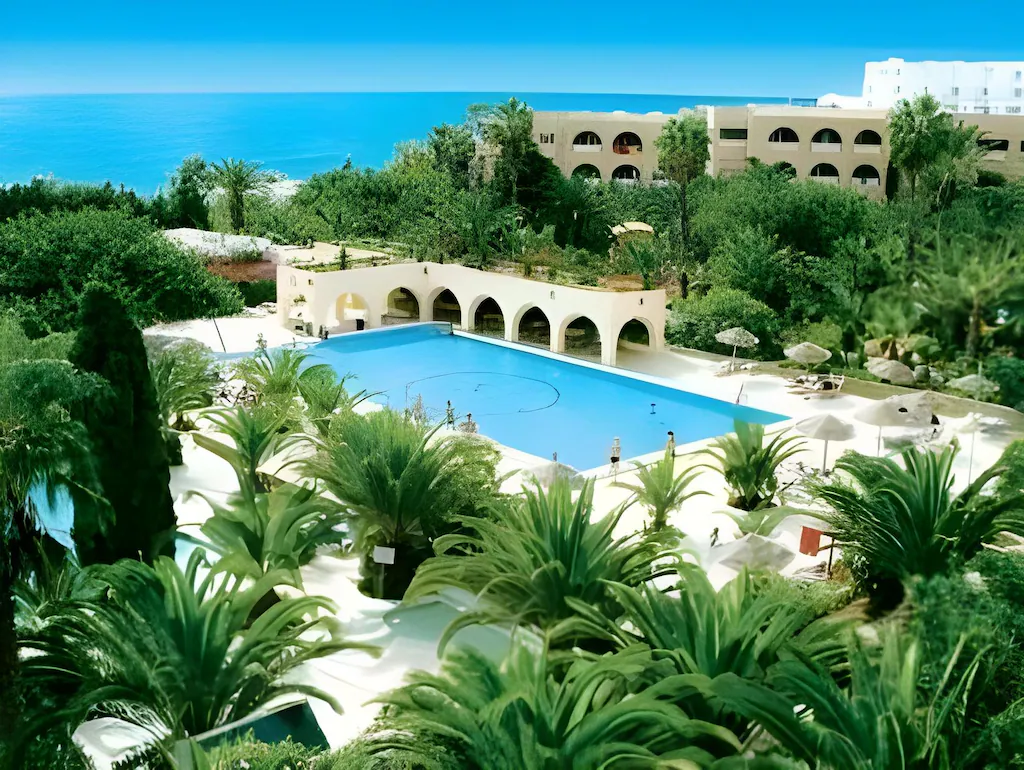 hotel_img