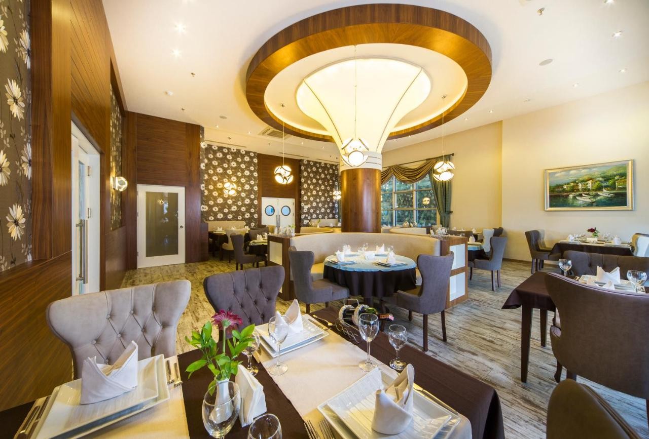 hotel_img