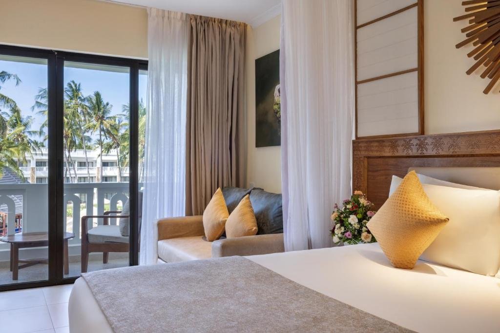 hotel_img