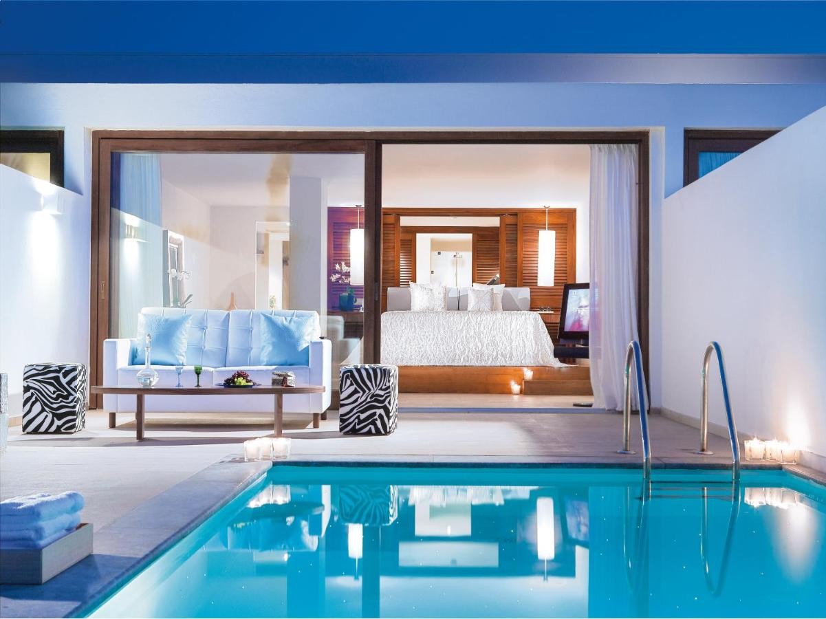 hotel_img