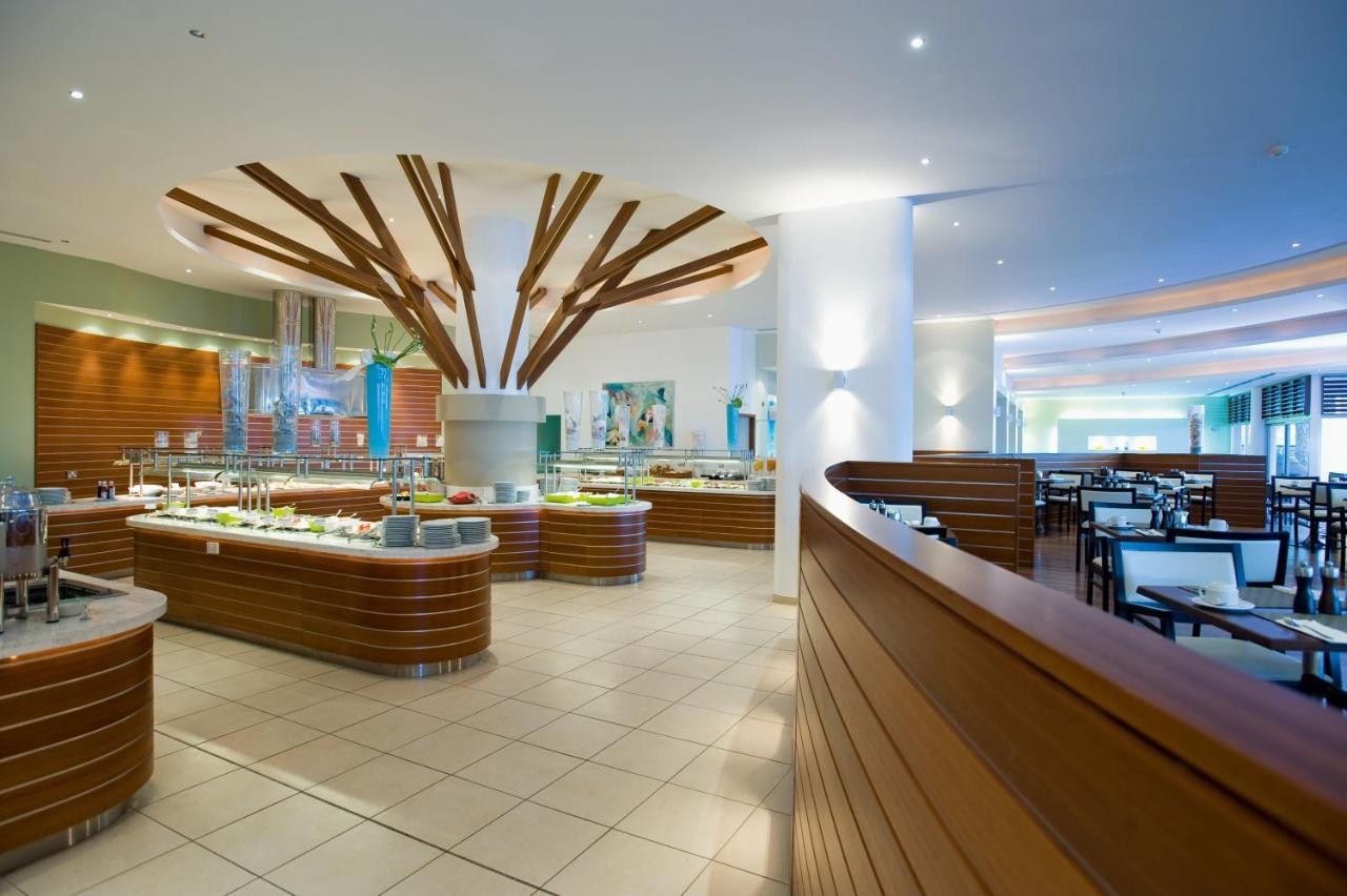 hotel_img