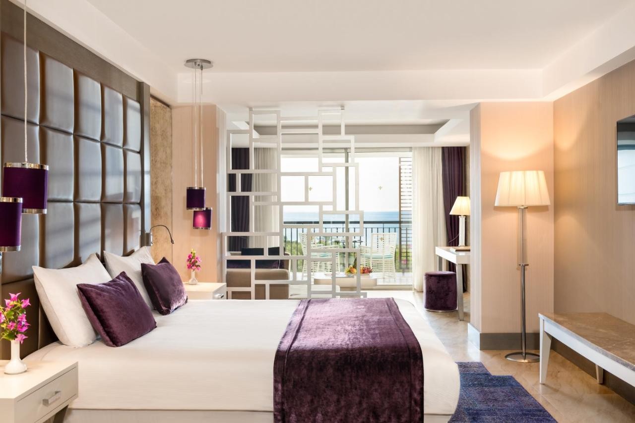 hotel_img