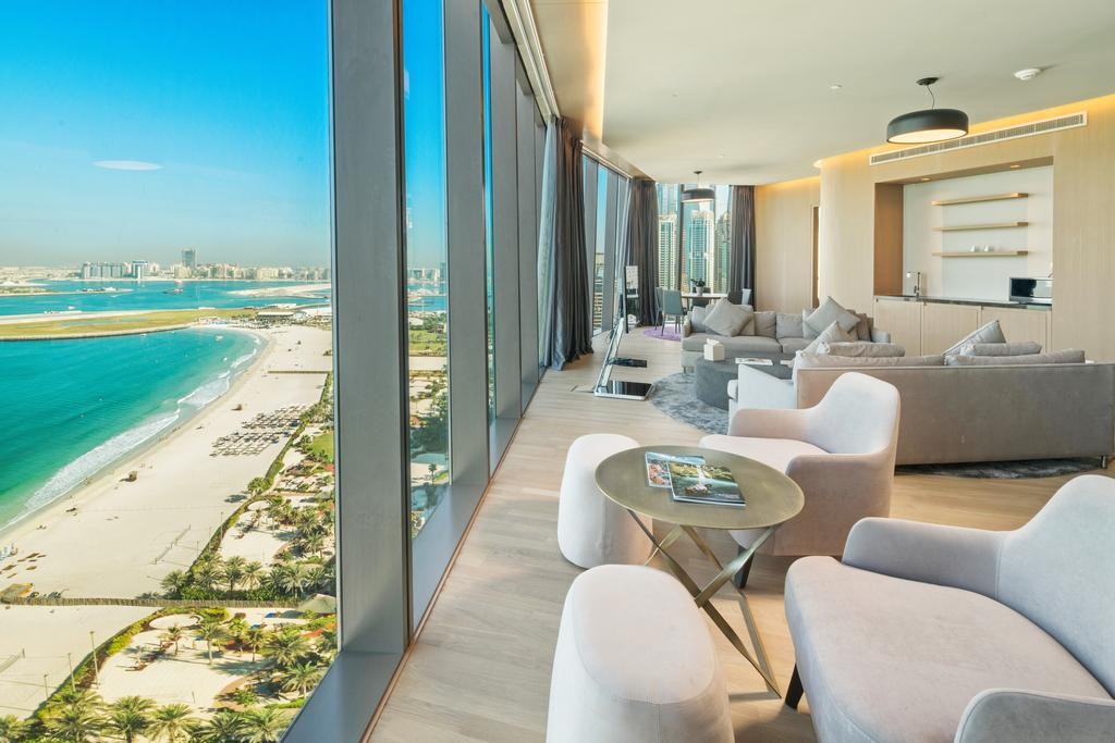 hotel_img