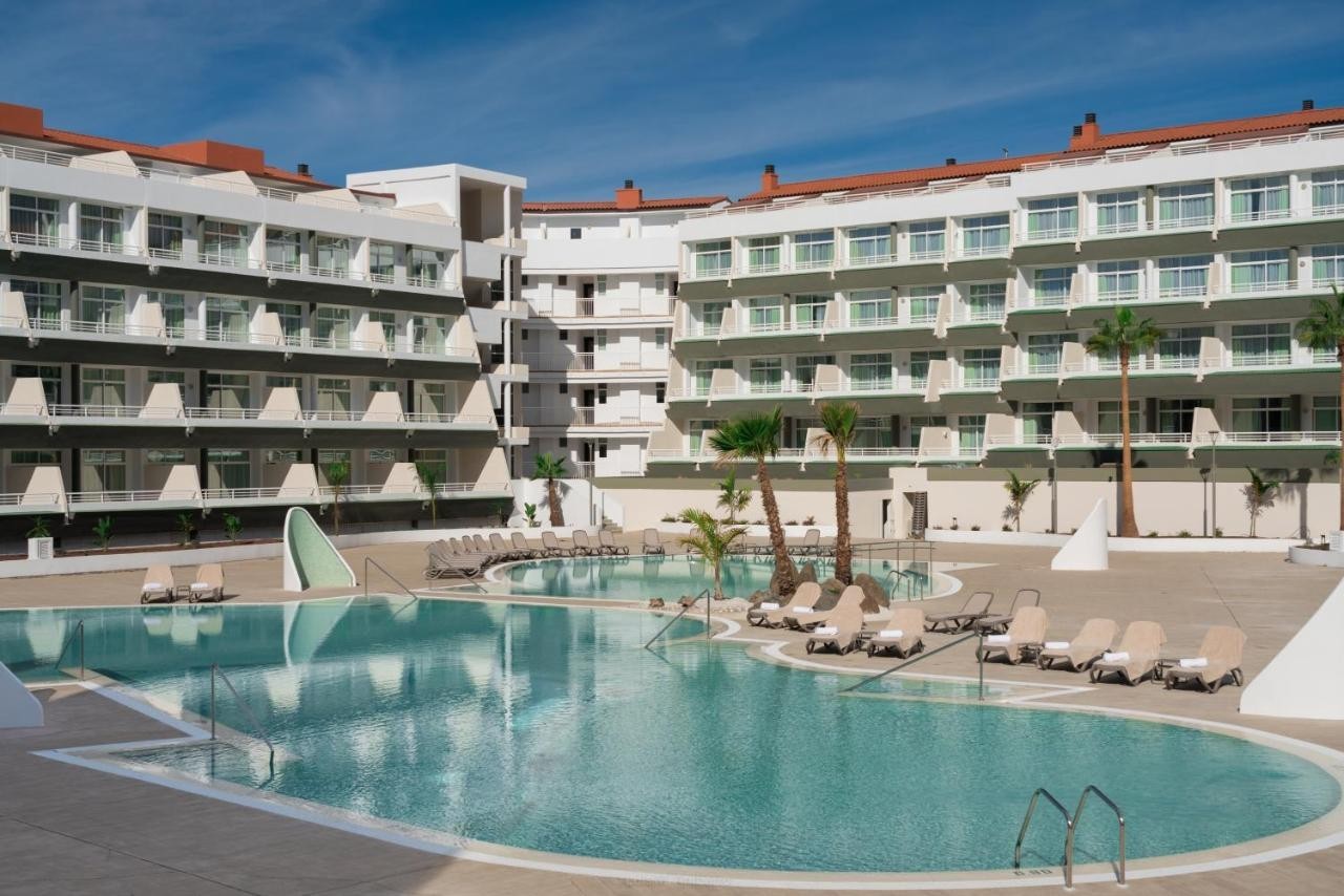 hotel_img