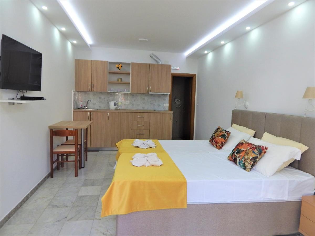 hotel_img