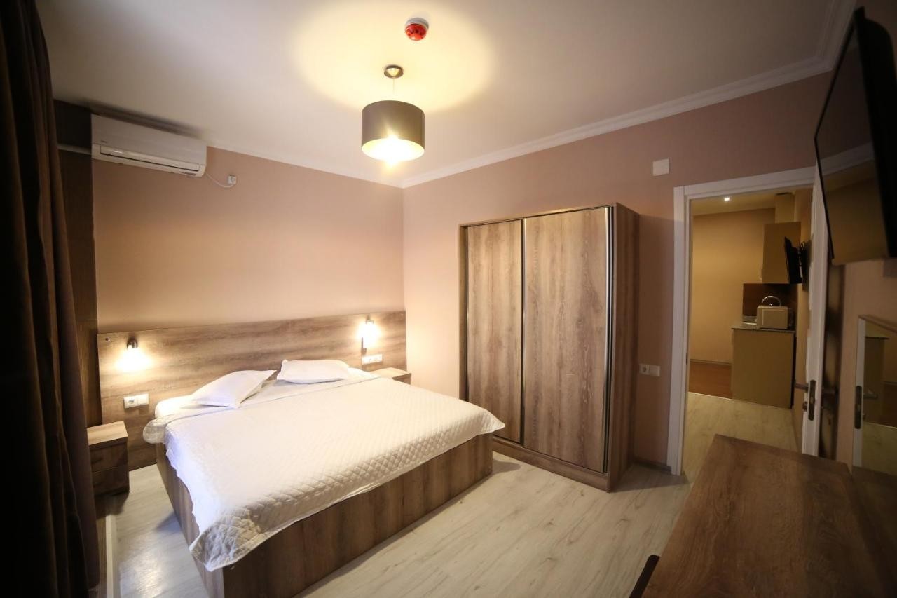 hotel_img