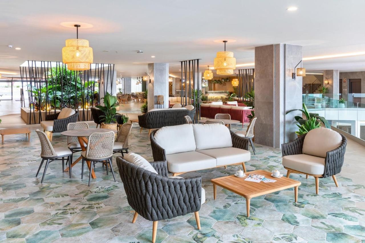 hotel_img