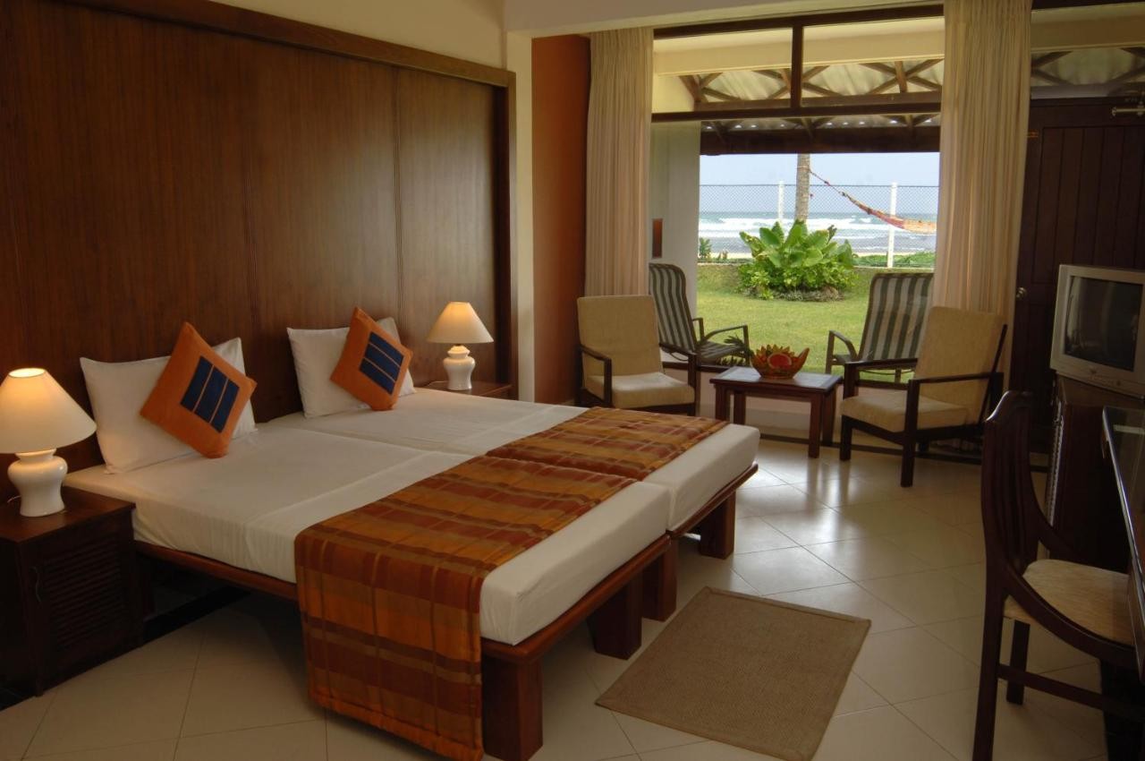 hotel_img