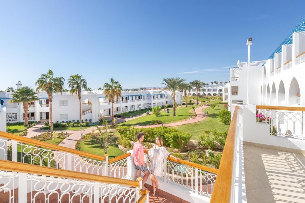 hotel_img