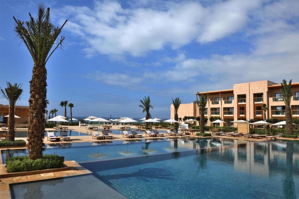 hotel_img
