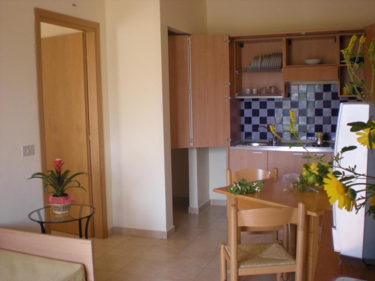 hotel_img