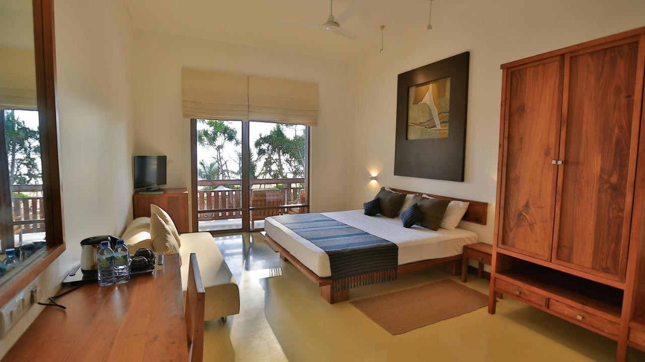 hotel_img