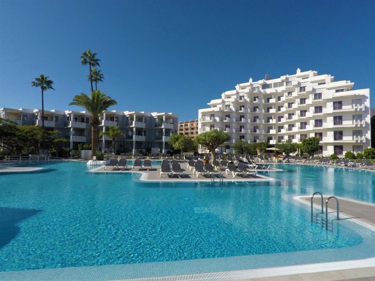 hotel_img